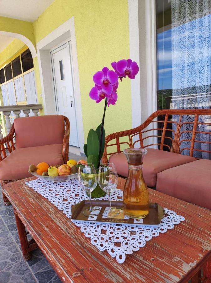 Apartment Mali Duje Puticanje Exterior foto